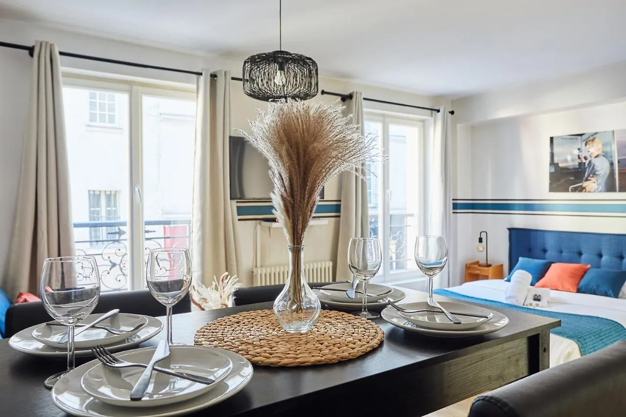 Apartment Residence Center Of Paris Le Marais By Studio Prestige