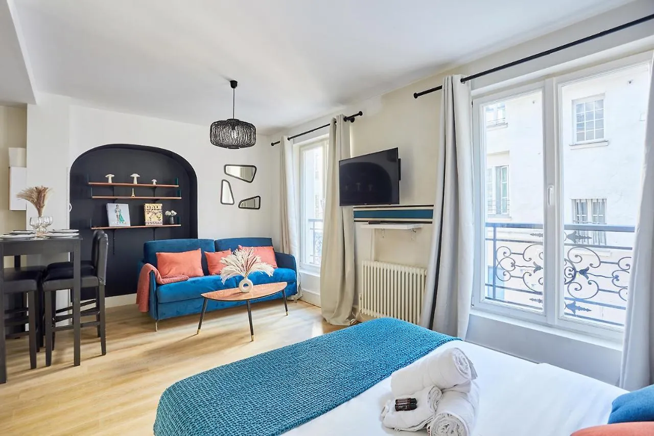 Residence Center Of Paris Le Marais By Studio Prestige