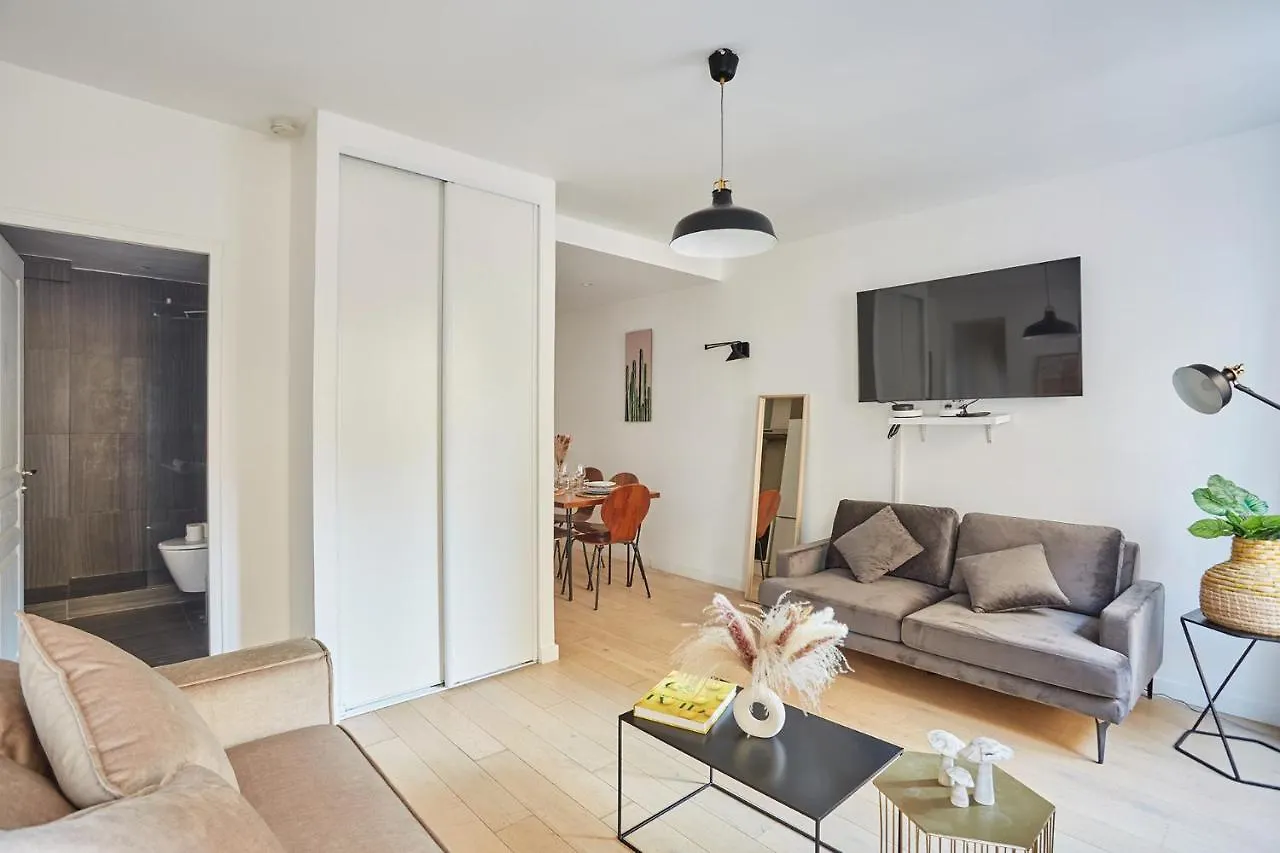 Apartment Residence Center Of Paris Le Marais By Studio Prestige France