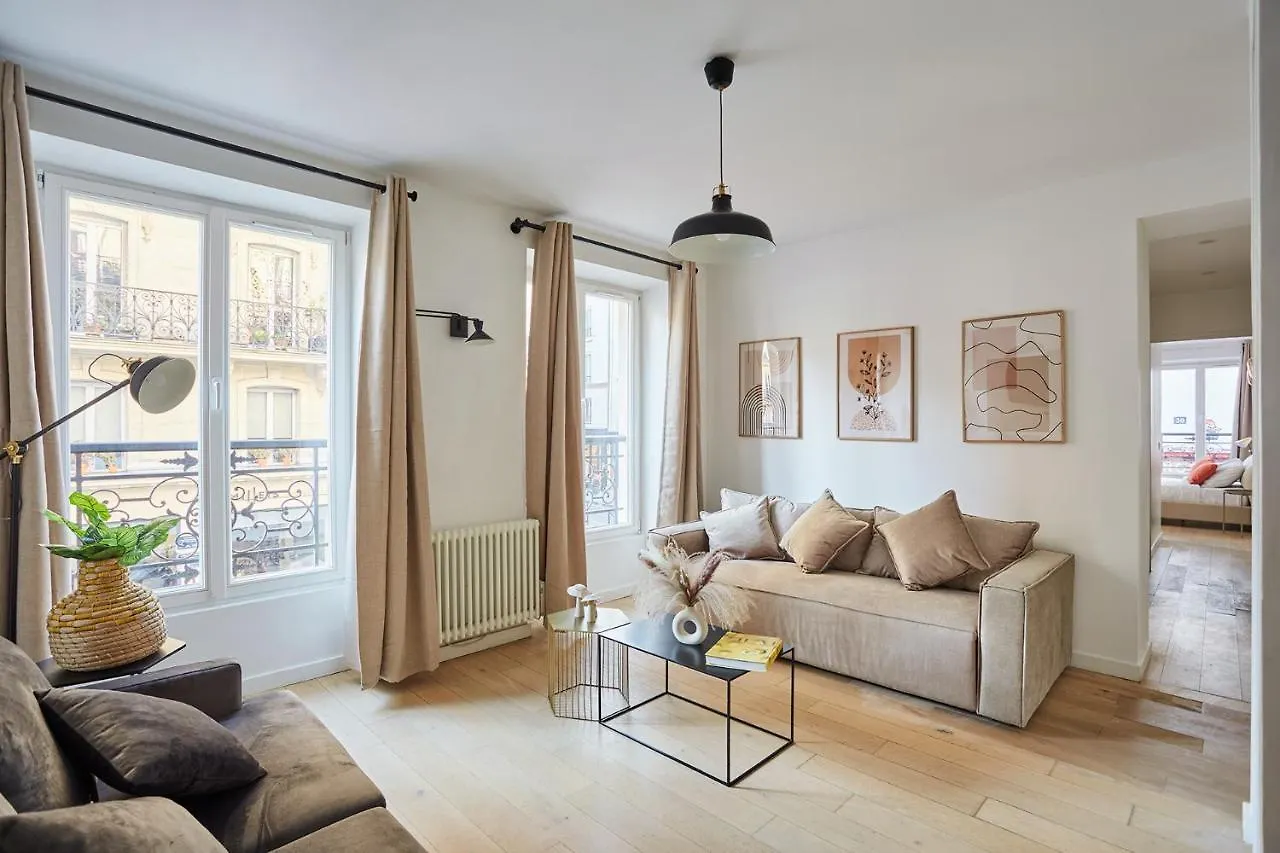 Residence Center Of Paris Le Marais By Studio Prestige contacts